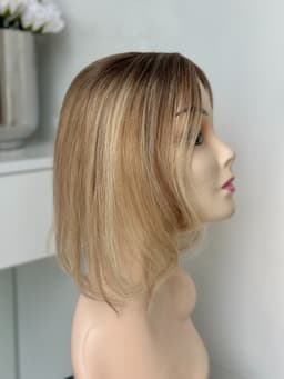 Teilperücke Hellbraun/ Natürlich Blond