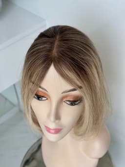 Teilperücke Hellbraun/ Natürlich Blond