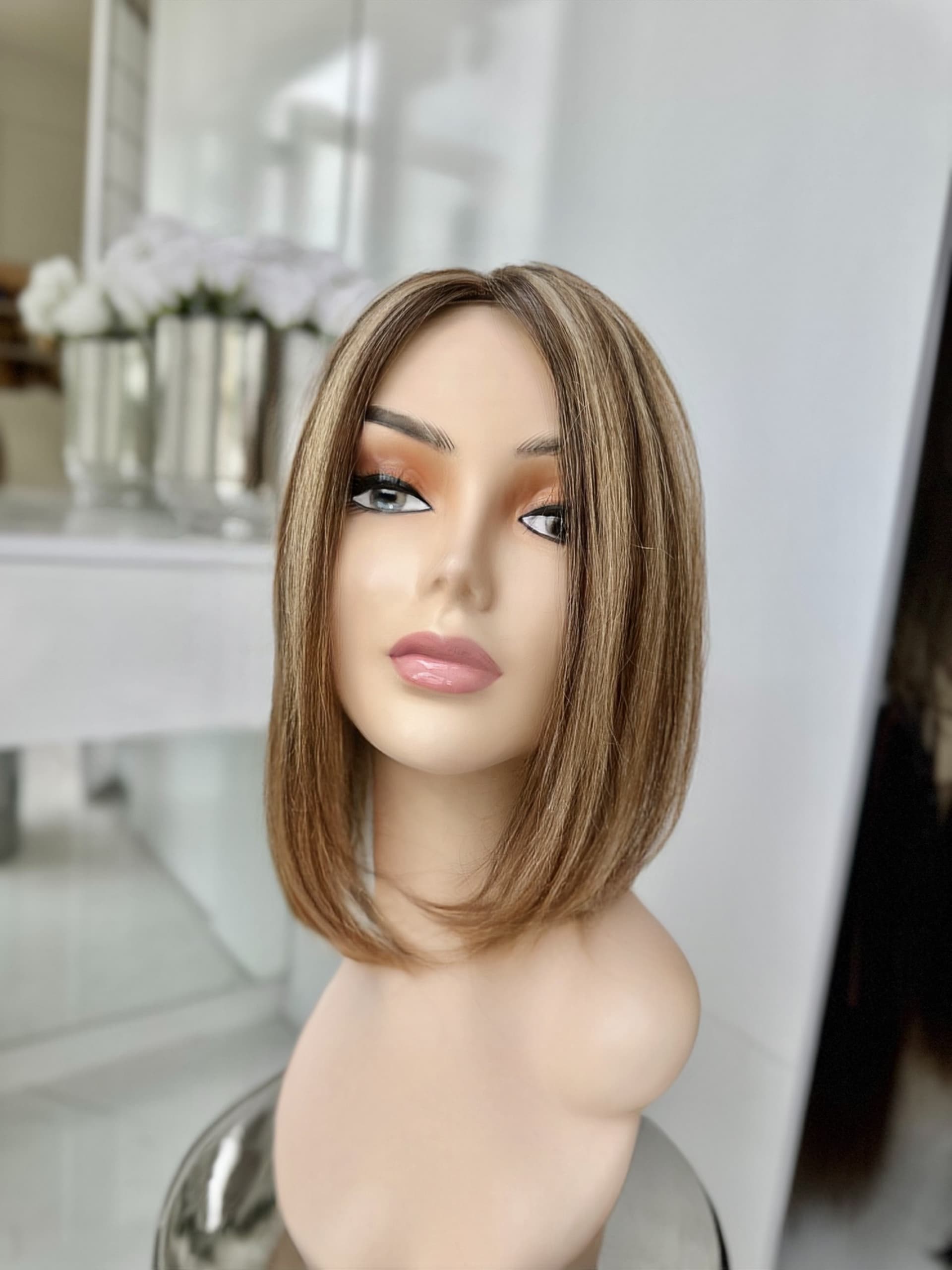 Front Lace Light Auburn/Light Blonde