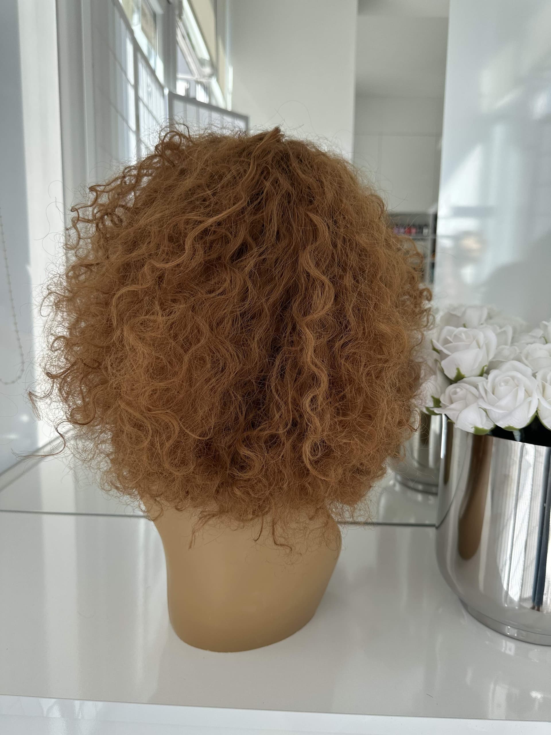 Lasul bob Chic Curly Brown