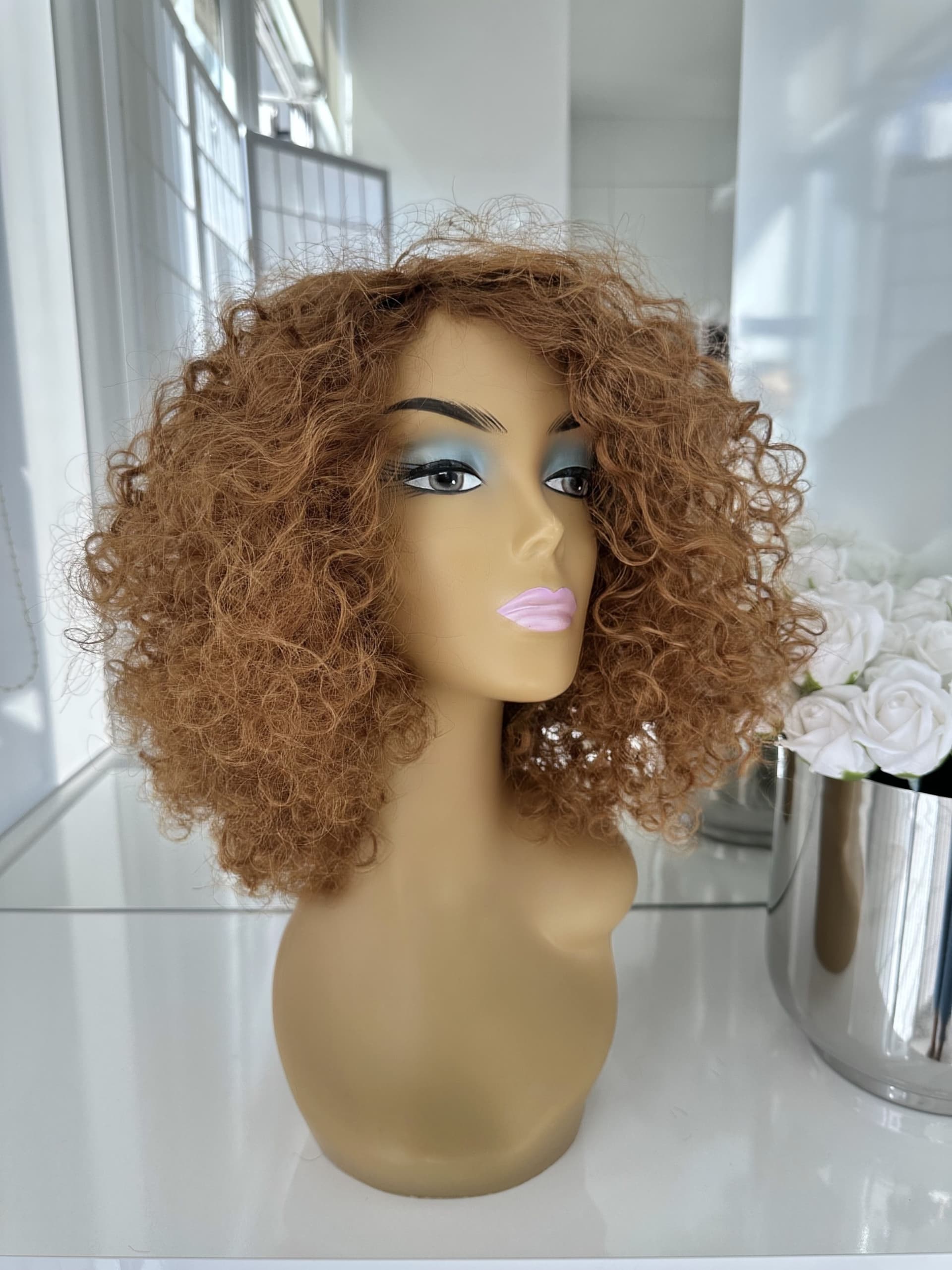 Lasul bob Chic Curly Brown