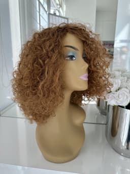 Lasul bob Chic Curly Brown