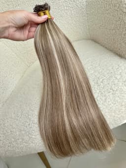 Keratitické prodlužování vlasů Russian Hair Balayage 8/60A