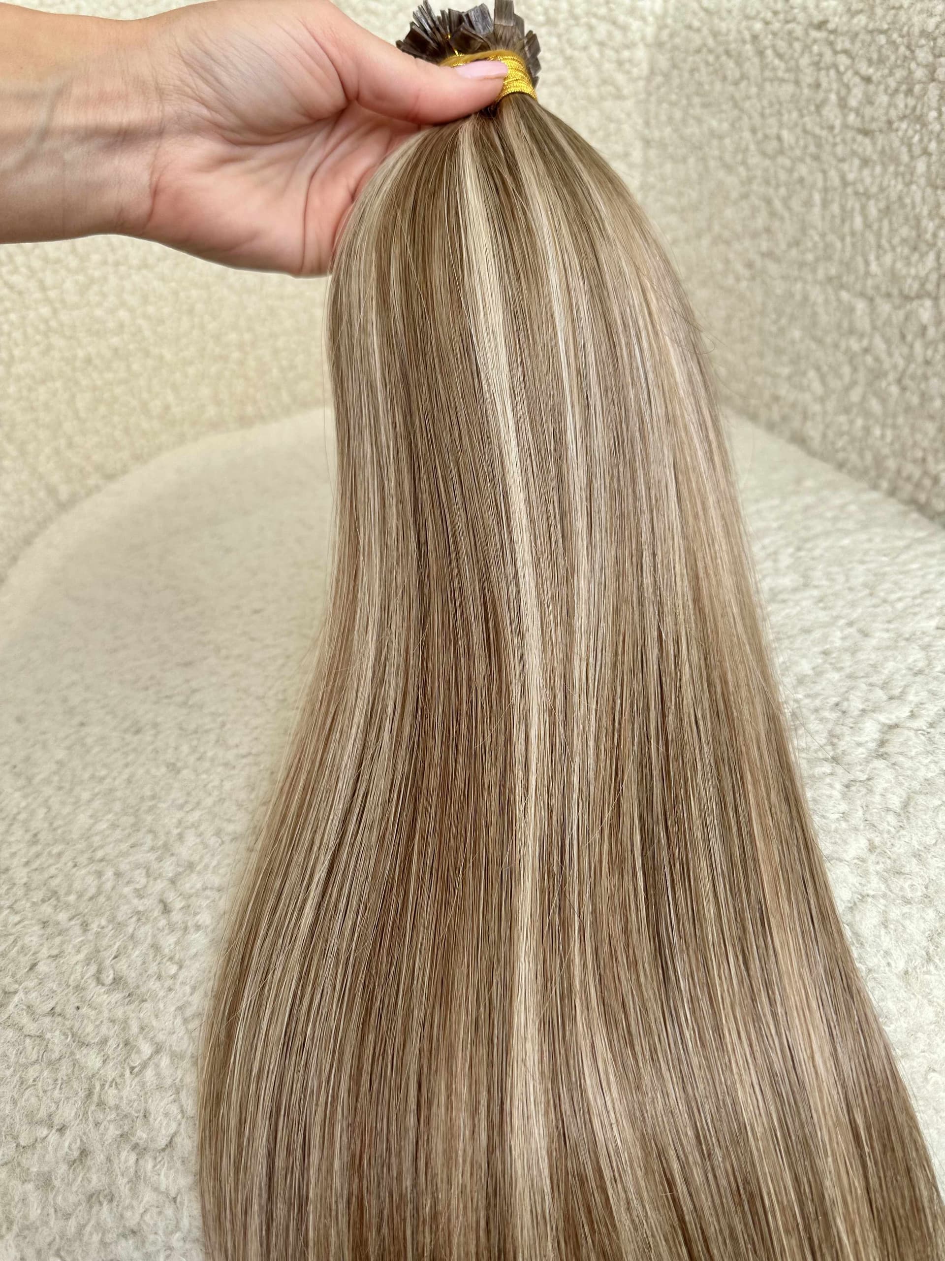 Keratitické prodlužování vlasů Russian Hair Balayage 8/60A