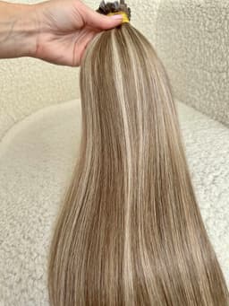 Keratitické prodlužování vlasů Russian Hair Balayage 8/60A
