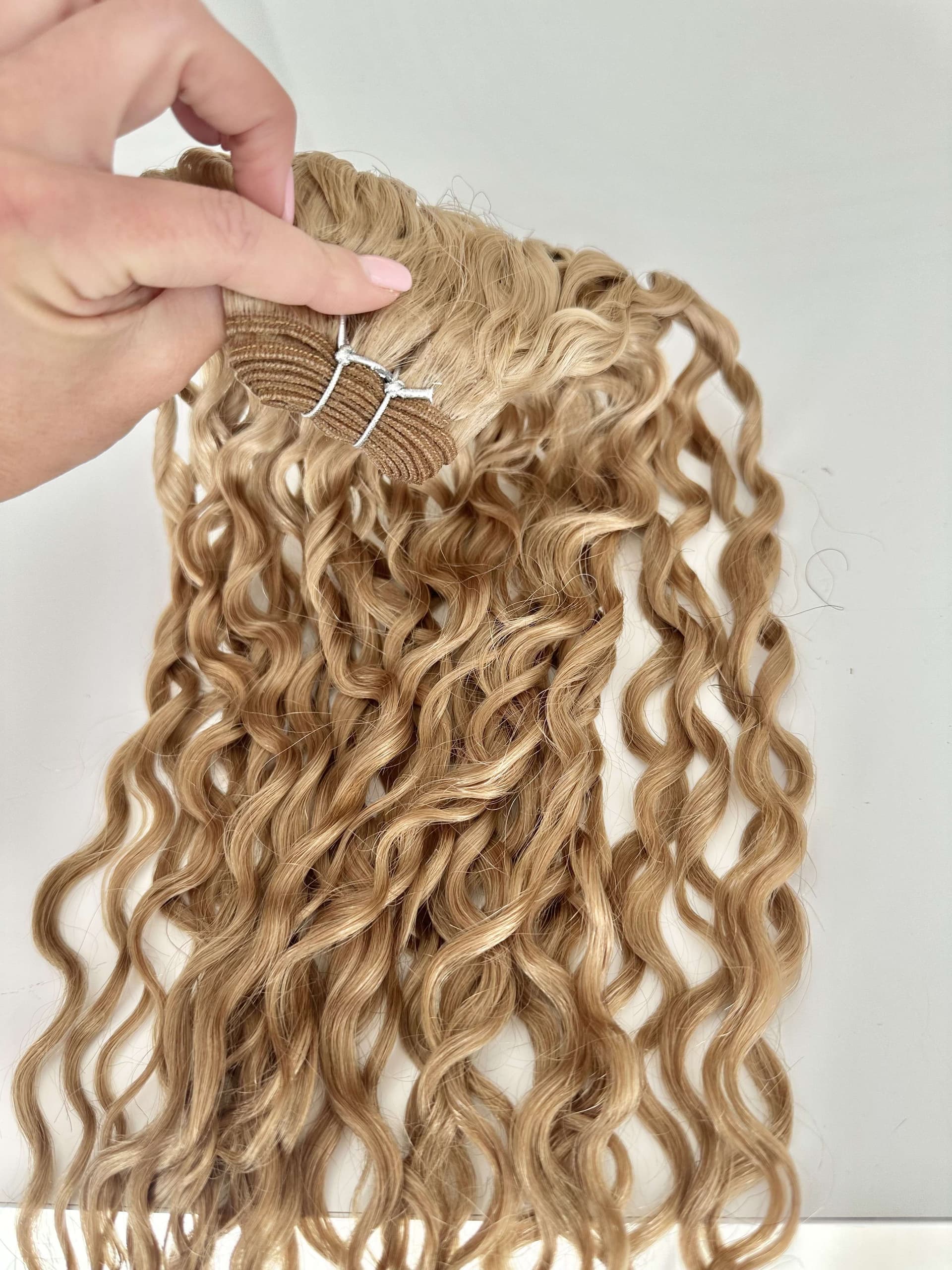 Luxe #12 Curly Hair Extensions per Metre