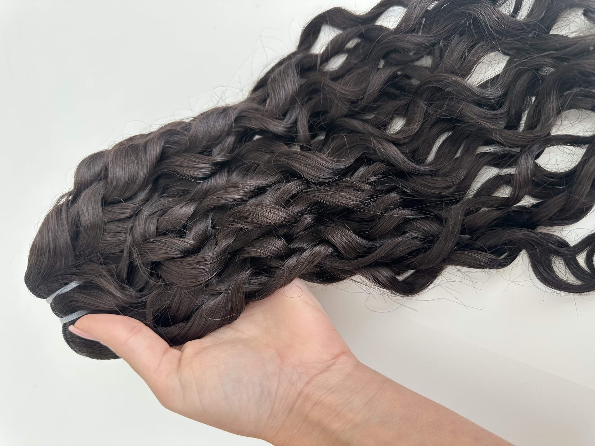 Luxe Hair Extensions by the Metre #1B Curly