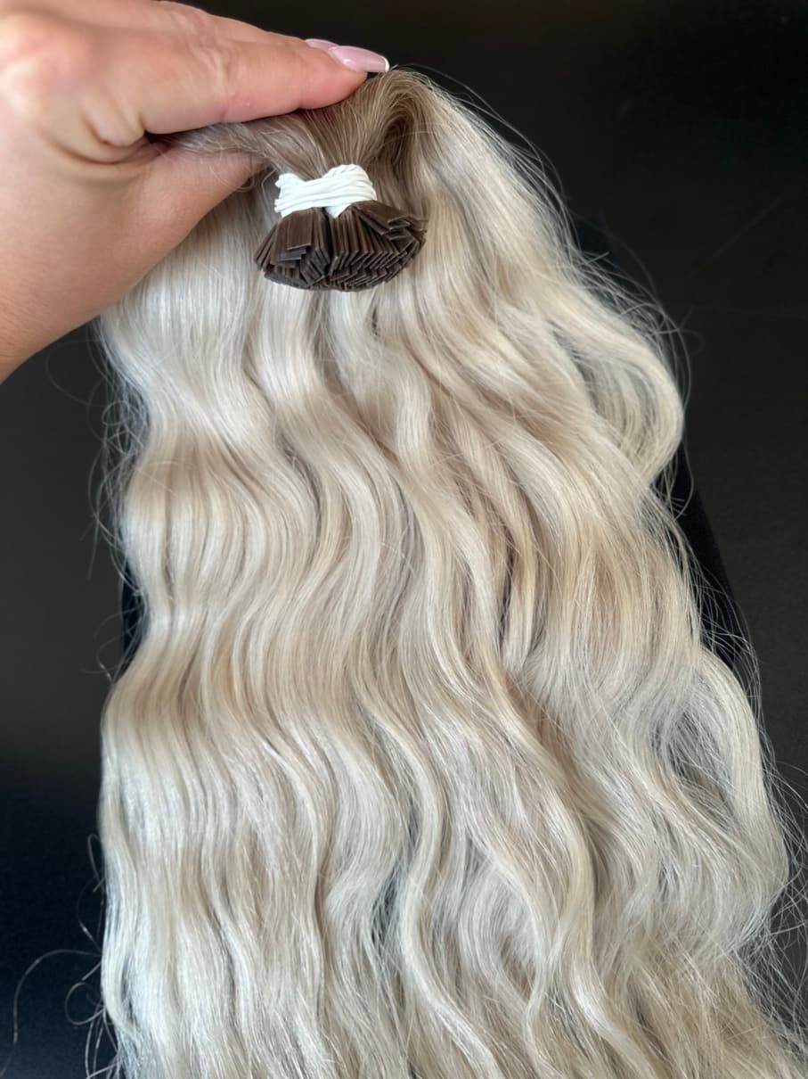 Extensii Cheratina Russian Hair Ombre #8/Silver Ondulat