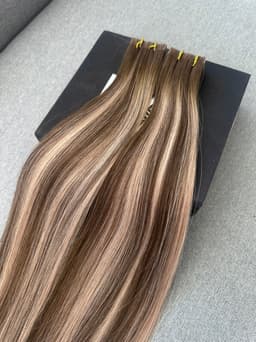 Invisible Tape Extensions Balayage #4/17/4