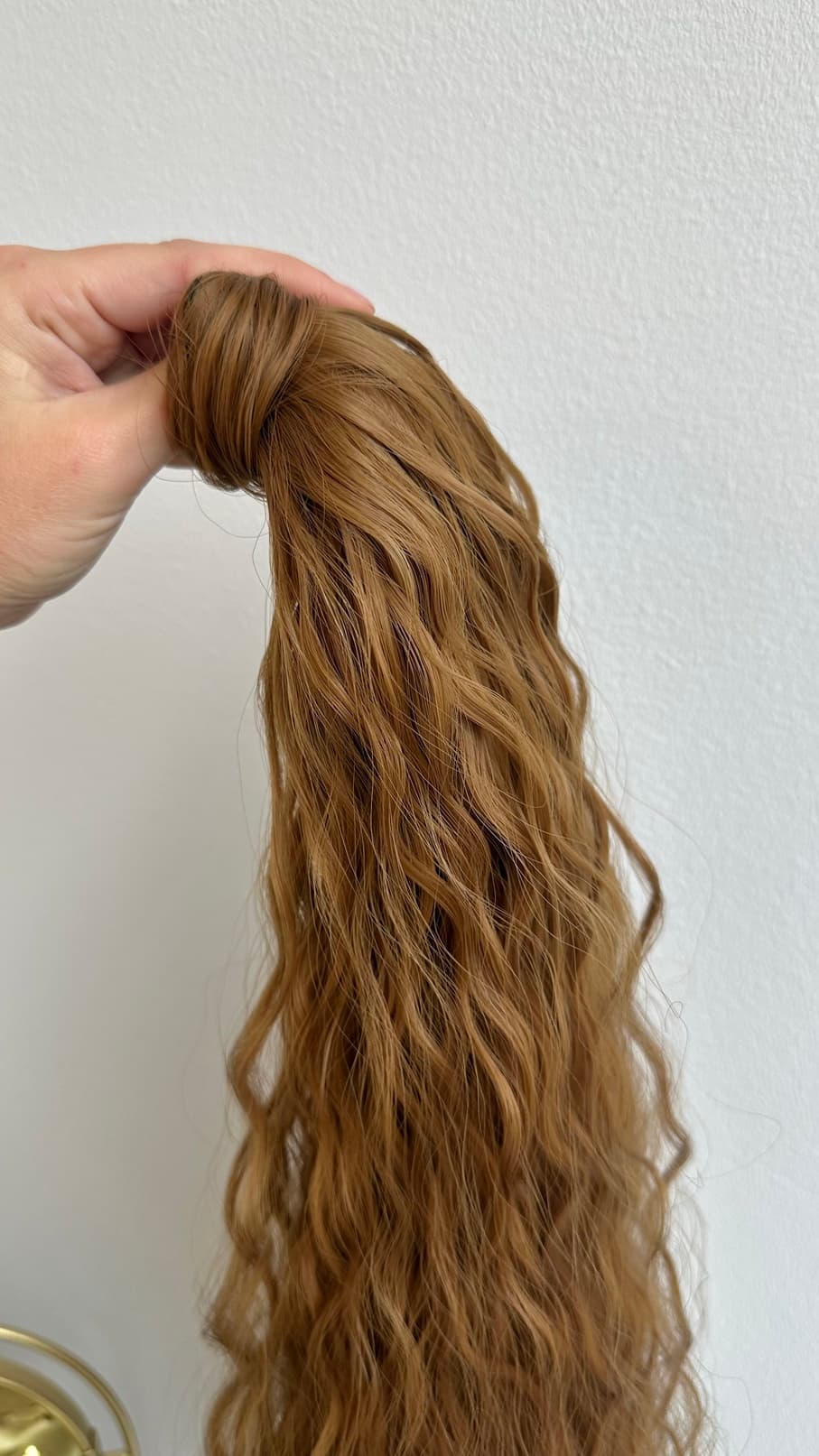 Coada de Par cu scai creata Saten Caramel