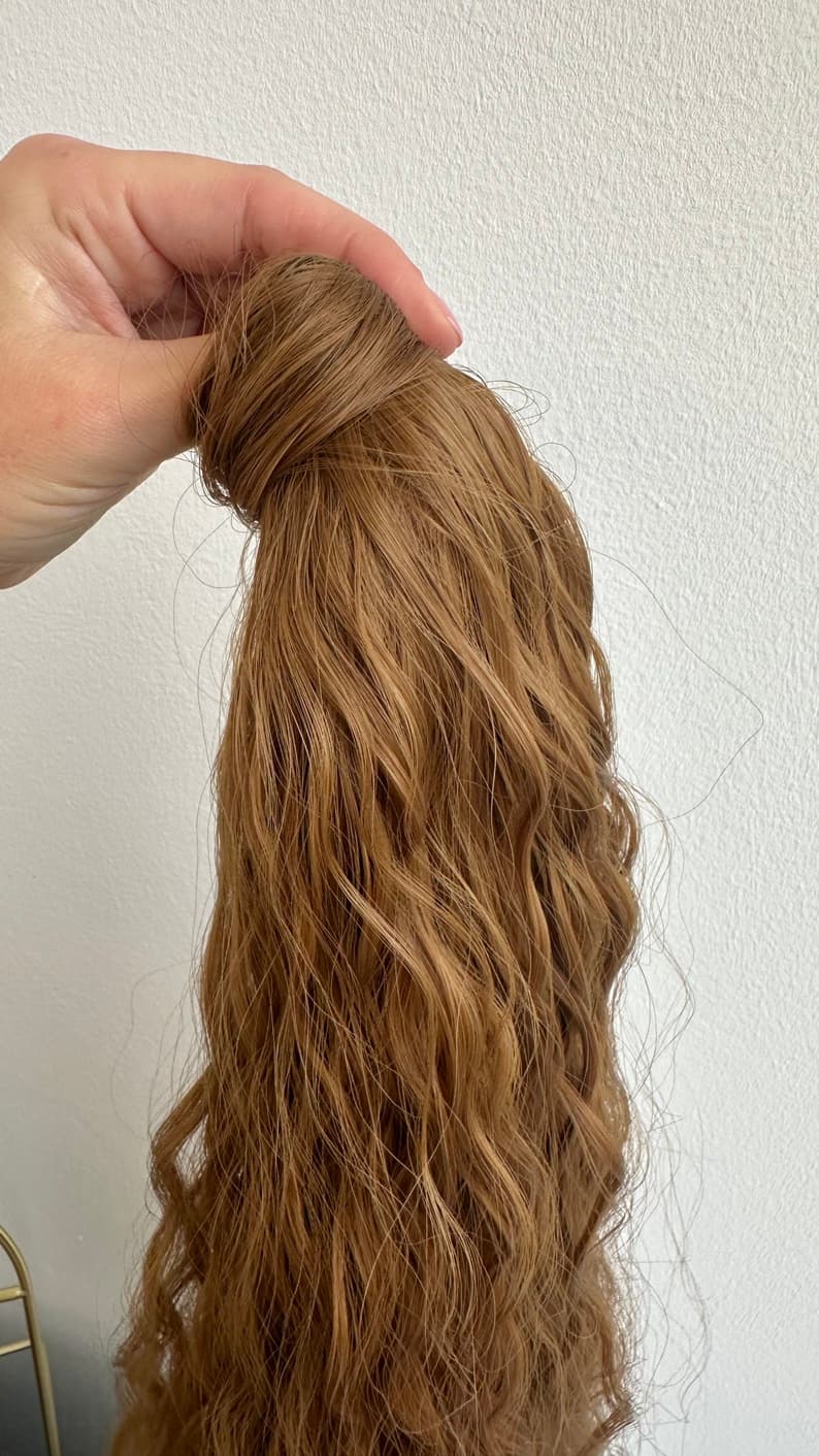 Coada de Par cu scai creata Saten Caramel