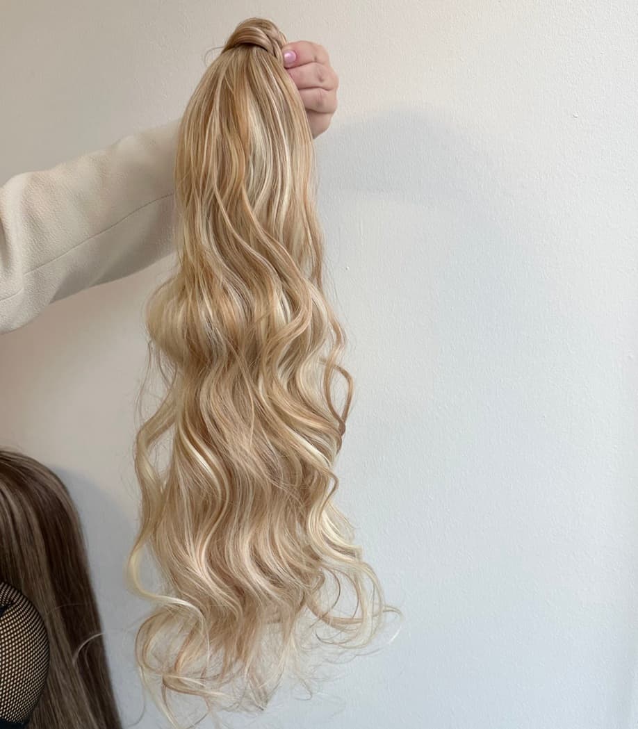 Coada de Par cu scai Ondulata Balayage #24/#60