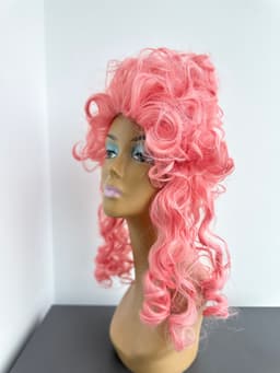 Peruca pentru teatru Brianna