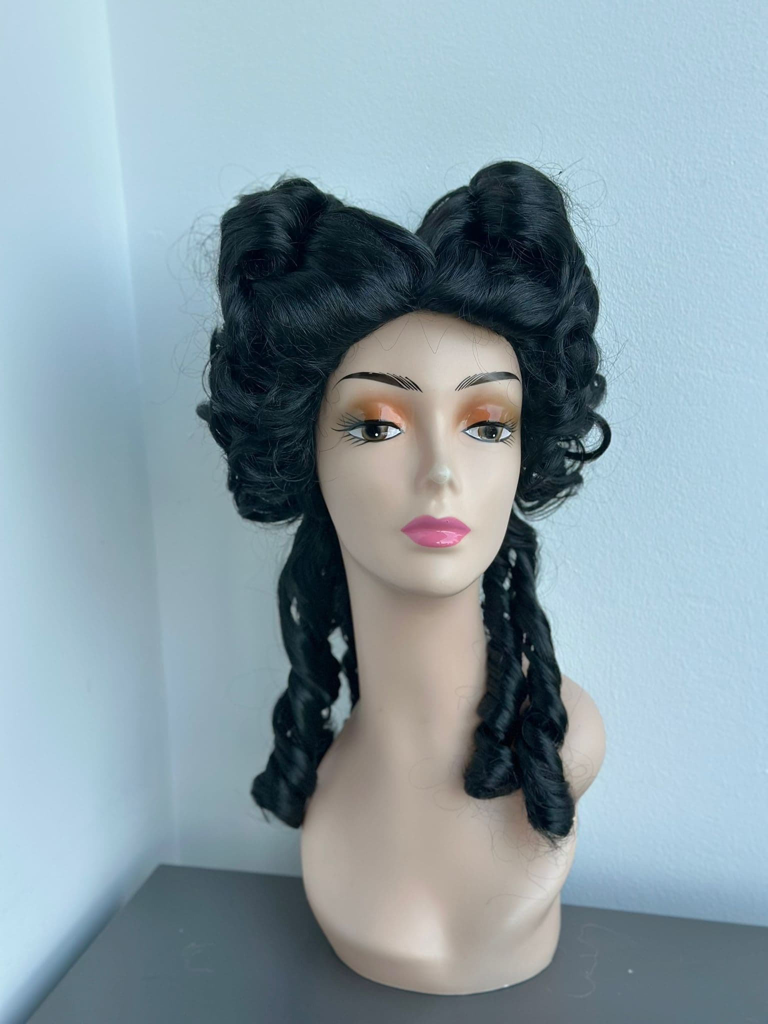 Peruca pentru teatru CHARLOTTE