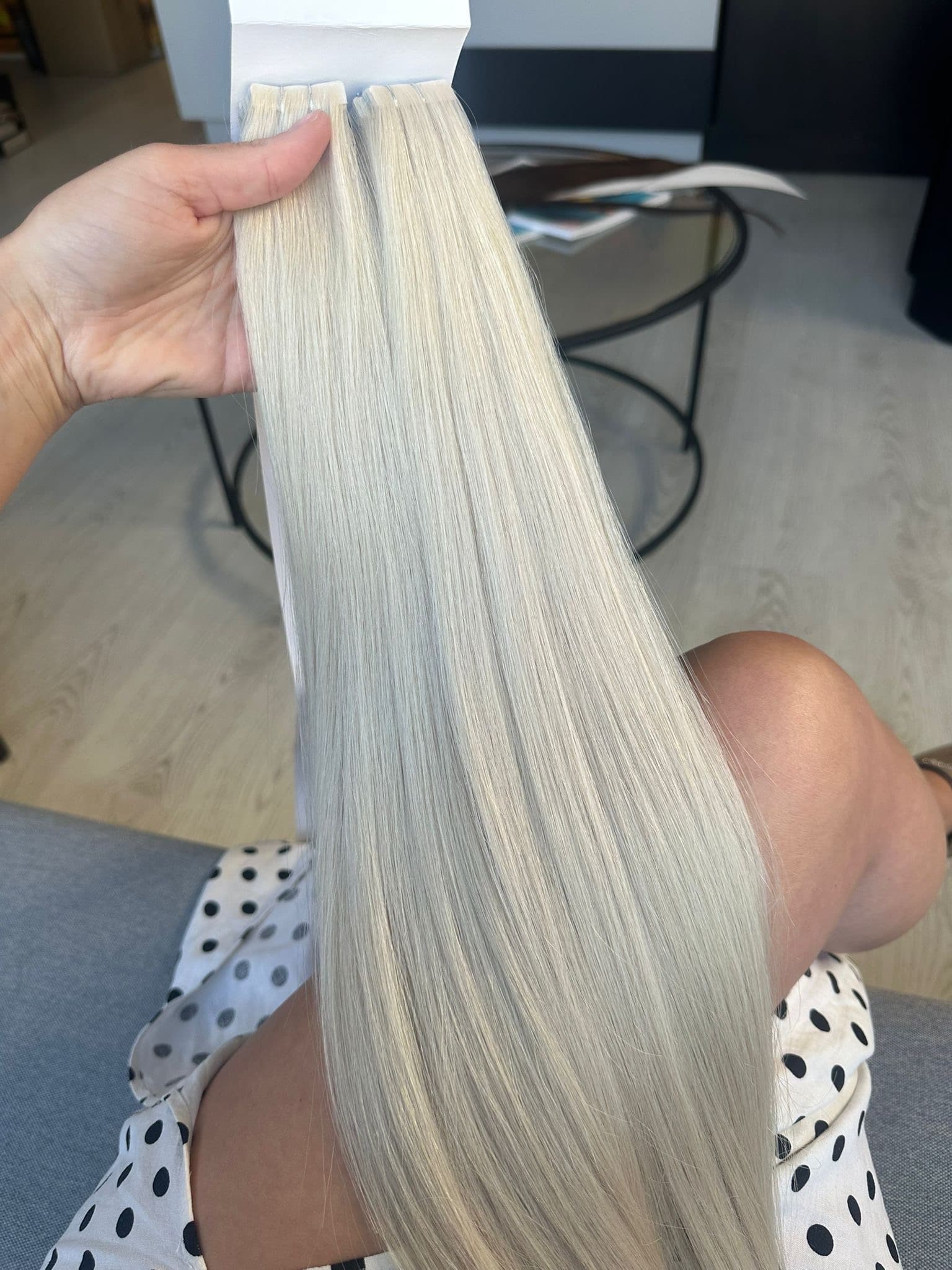 Invisible Tape Extensions #60A Platinblond