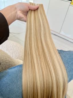Invisible Tape Balayage Extensions #P 18/22 Invisible Tape Balayage Extensions #P 18/22