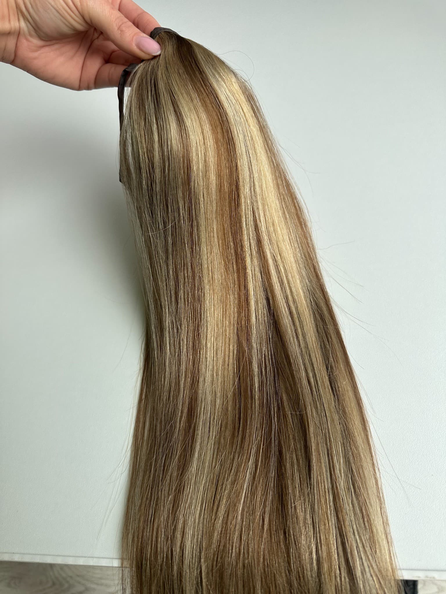 Ponytail Hair Extensions Diamond Balayage #6/#24 Ponytail Hair Extensions Diamond Balayage #6/#24