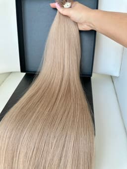 Keratické prodloužení Slavic #9.0 přírodní blond Keratické prodloužení Slavic #9.0 přírodní blond