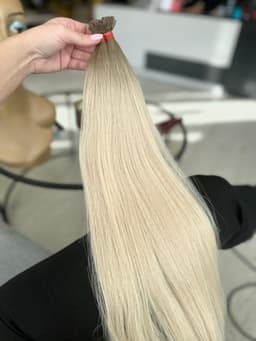 Extensii Cheratina Russian Hair Ombre #8/#10 Extensii Cheratina Russian Hair Ombre #8/#10