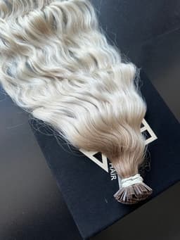 Extensii Cheratina Russian Hair Ombre #8/Silver Ondulat Extensii Cheratina Russian Hair Ombre #8/Silver Ondulat