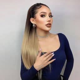 Coada de Par cu Scai Ombre Saten Mediu/ Blond Natural Coada de Par cu Scai Ombre Saten Mediu/ Blond Natural