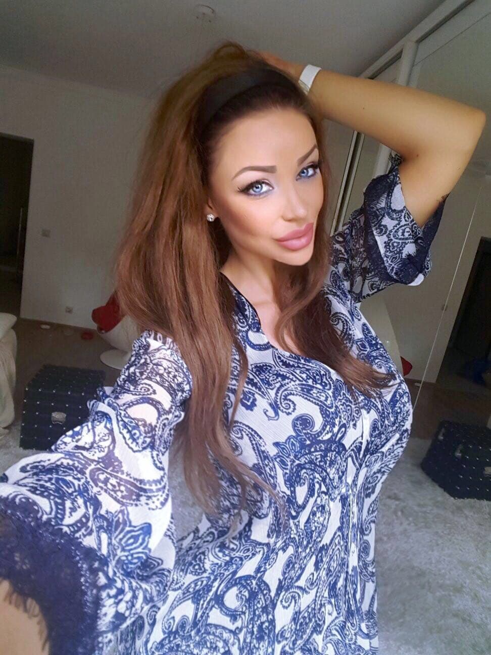 Mese de Volum cu Cordeluta Luxe Negru Albastrui Mese de Volum cu Cordeluta Luxe Negru Albastrui