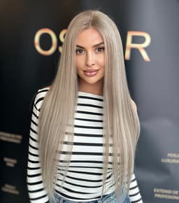 Ice Blond Glam Wig Ice Blond Glam Wig